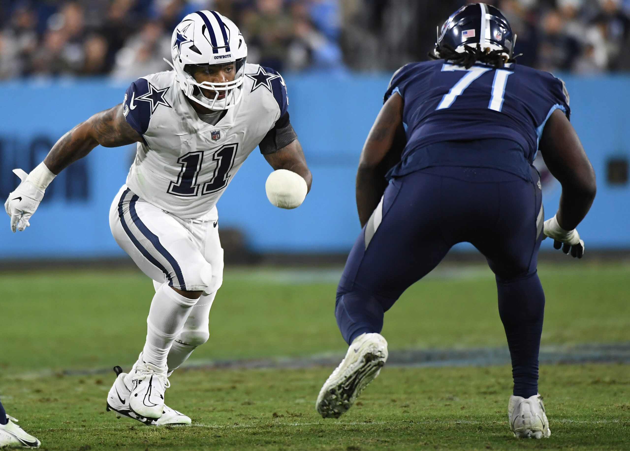 Micah Parsons sacks Tom Brady twice in Dallas Cowboys' season