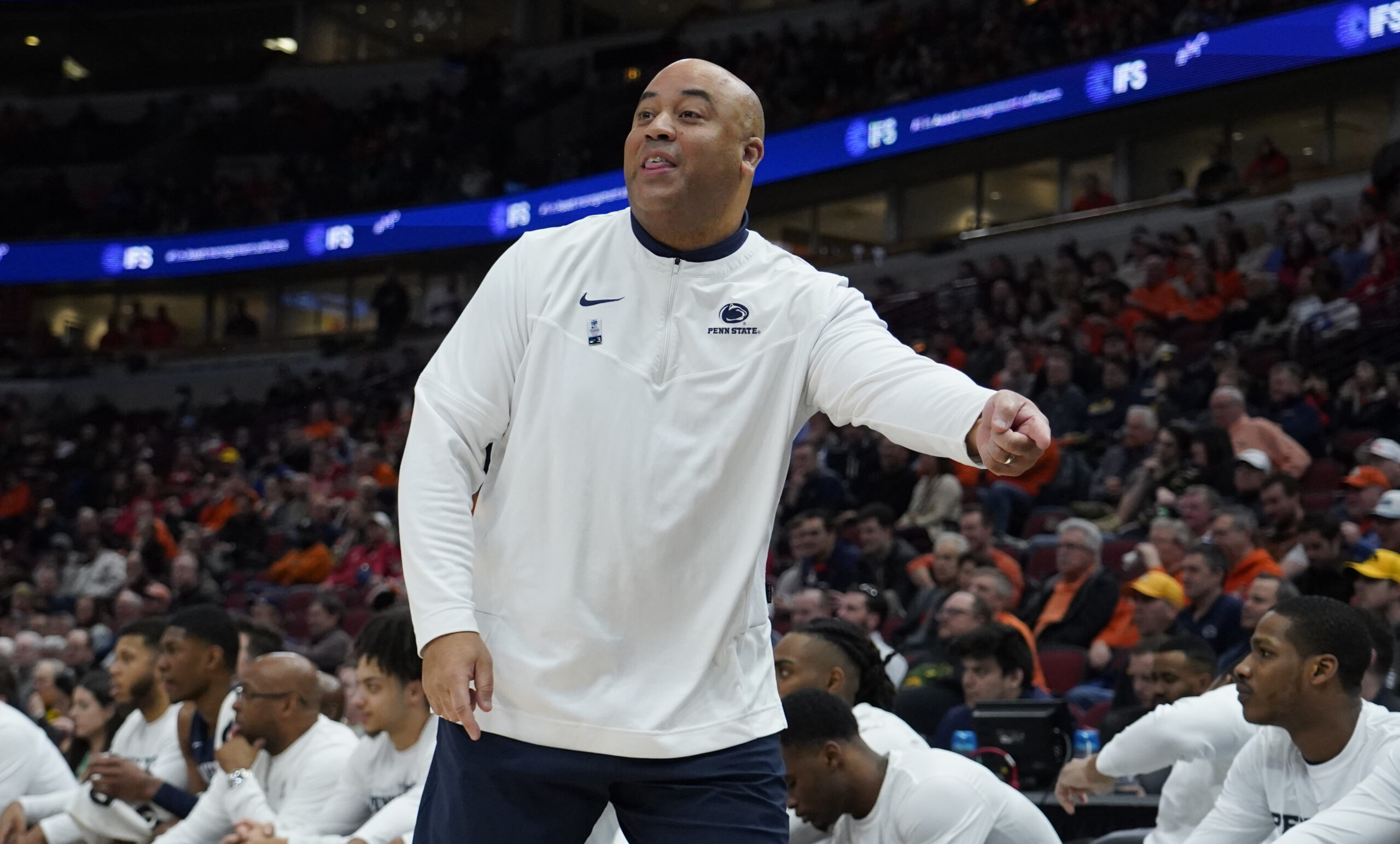 Penn State basketball head coach Micah Shrewsberry