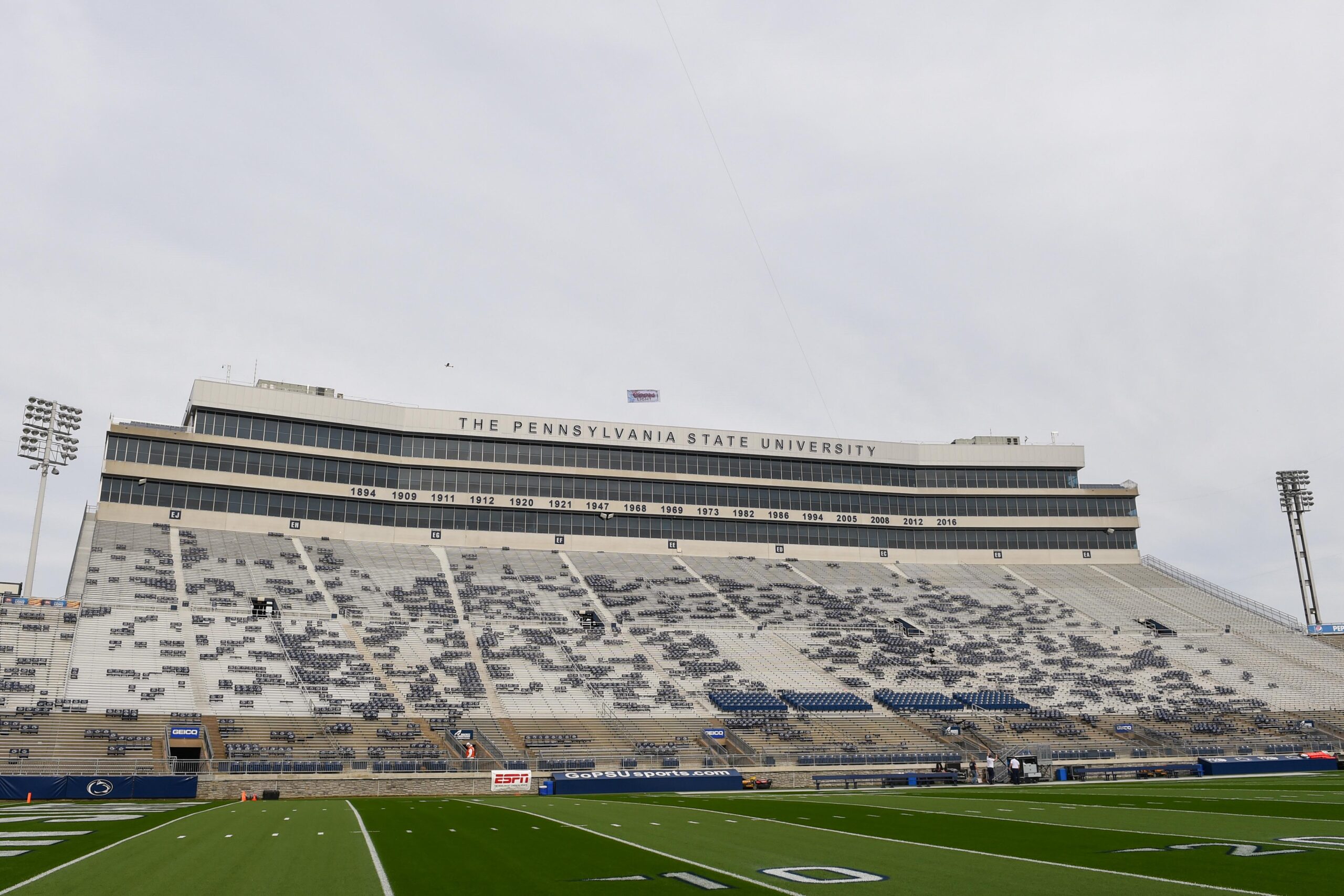 2025 4Star QB will attend the Lasch Bash for Penn State football