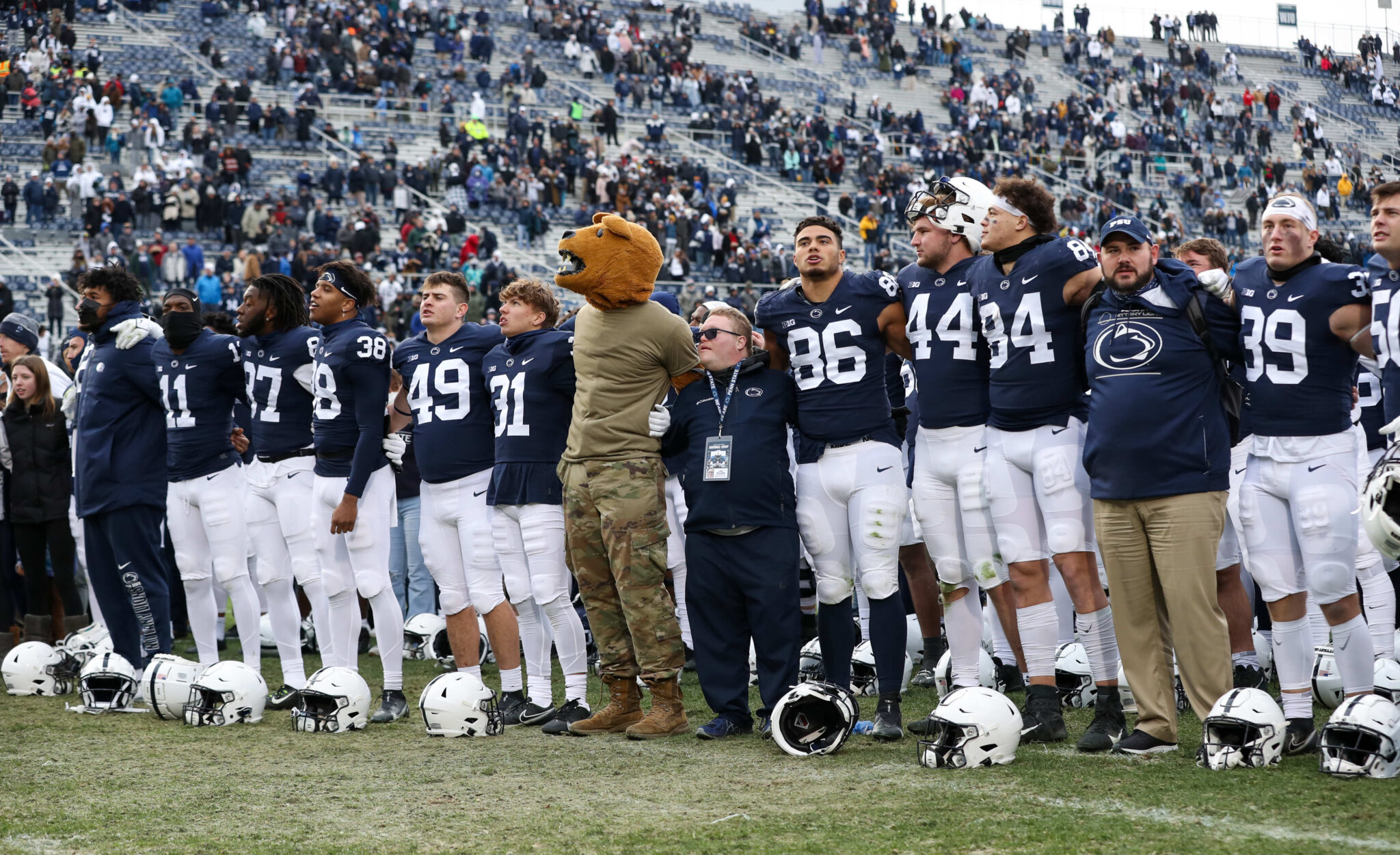 Penn State football recruiting facing key test with No. 1 lineman