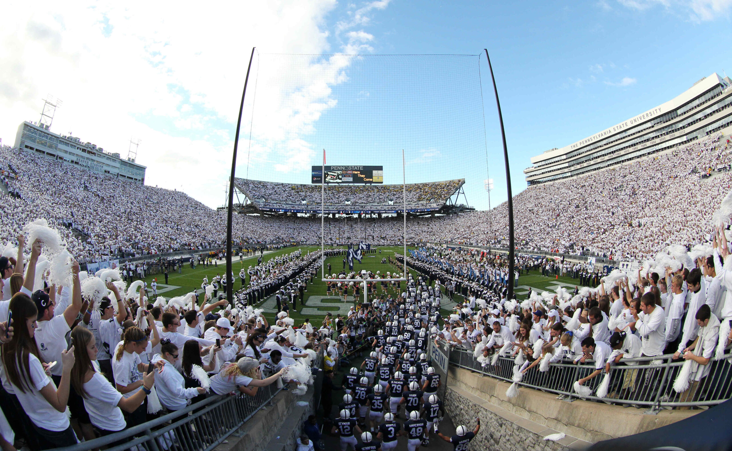 Penn State football, Jaelyne Matthews, NIL deals