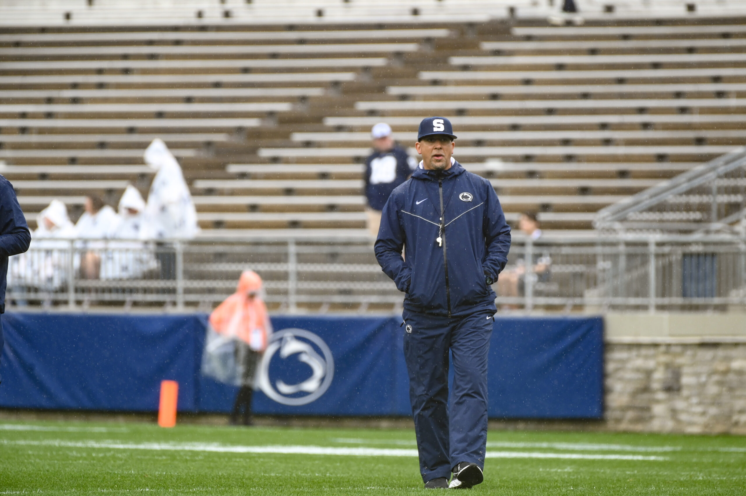 Penn State football, top 10, DL, PAC-12 program