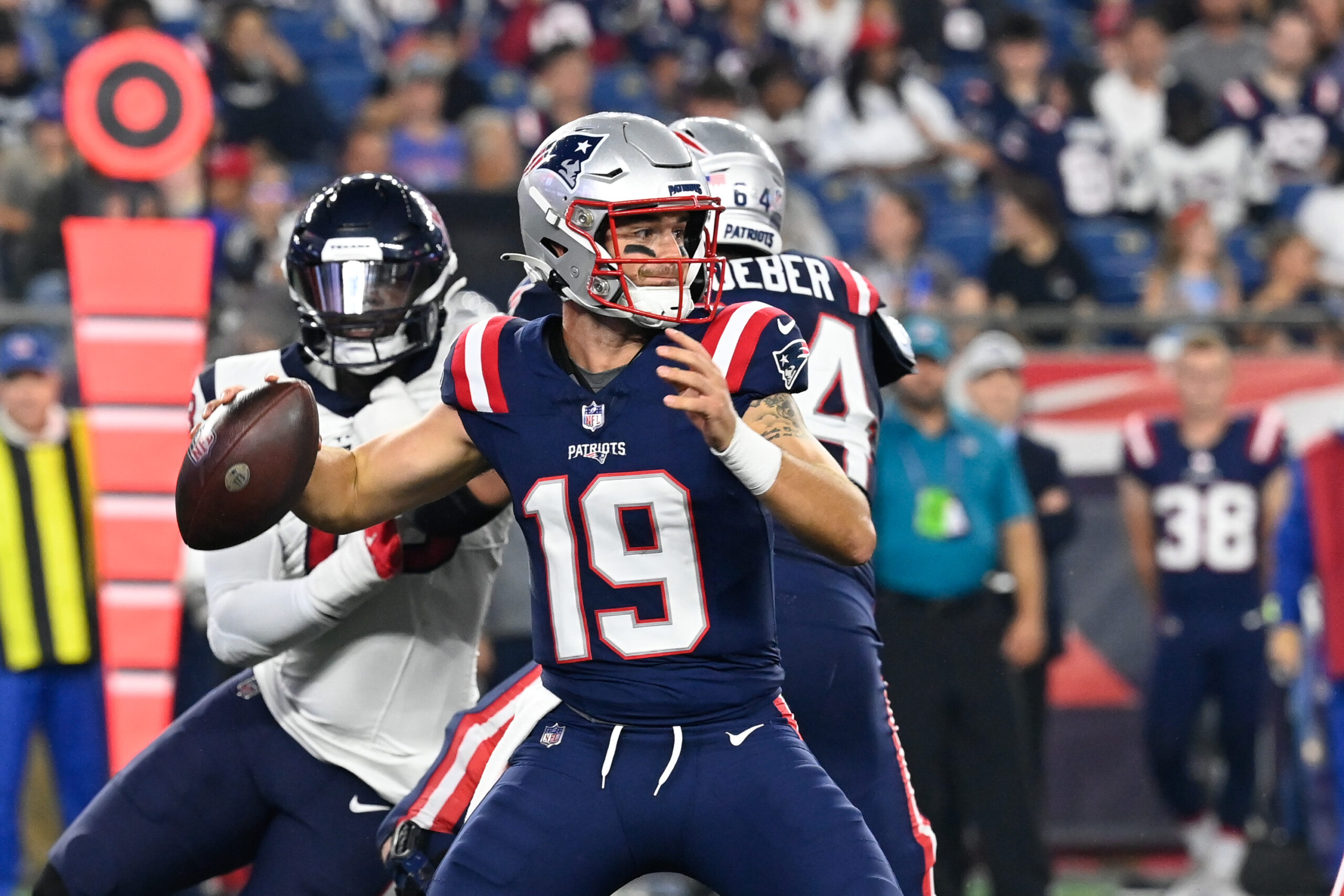 Ravens Sign Sixth-Round Pick Quarterback Trace McSorley