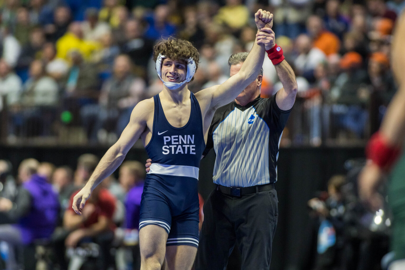 Penn State wrestling dominates MSU for 50th straight dual win