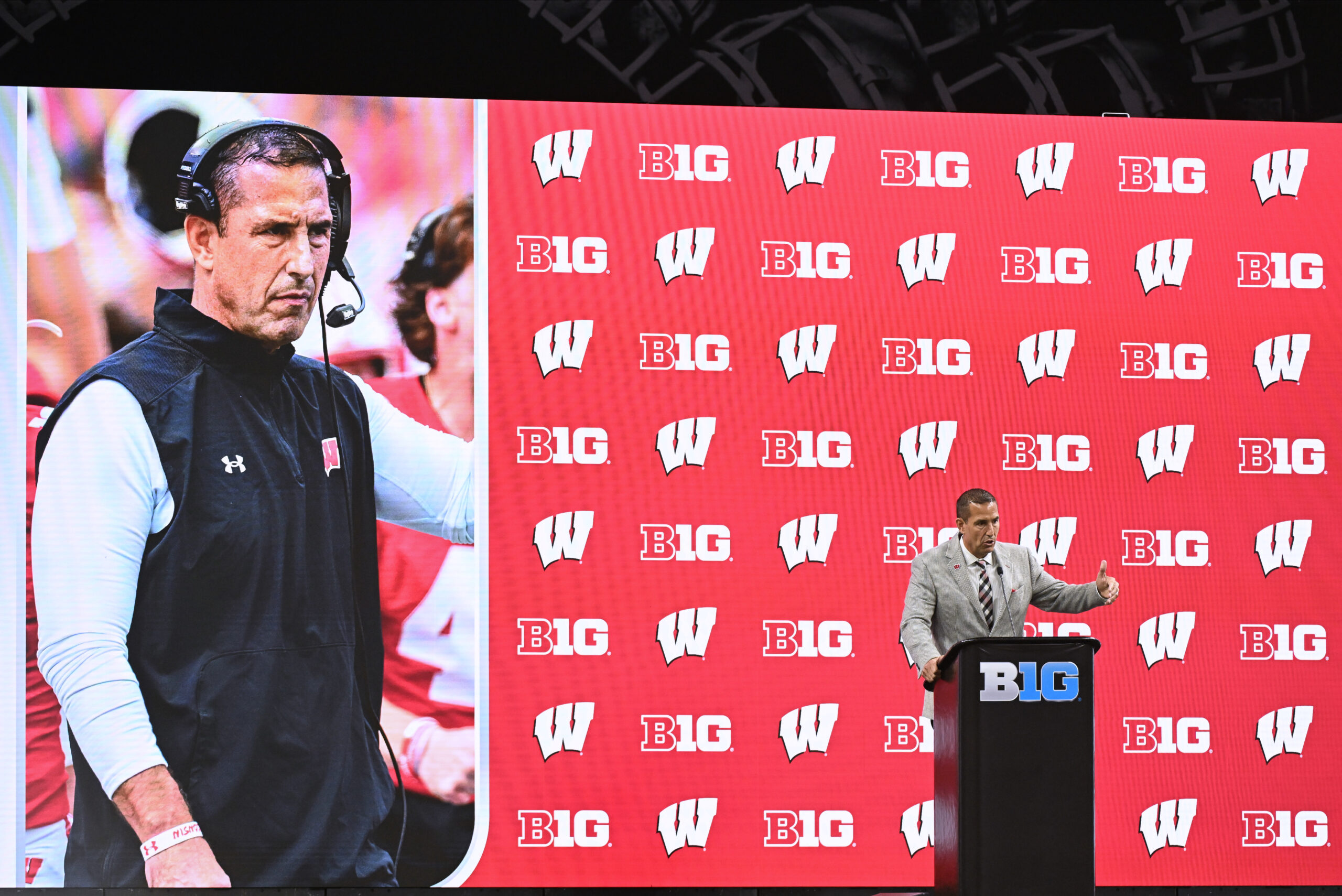 Penn State football, Wisconsin, Eric Raisbeck, Luke Fickell